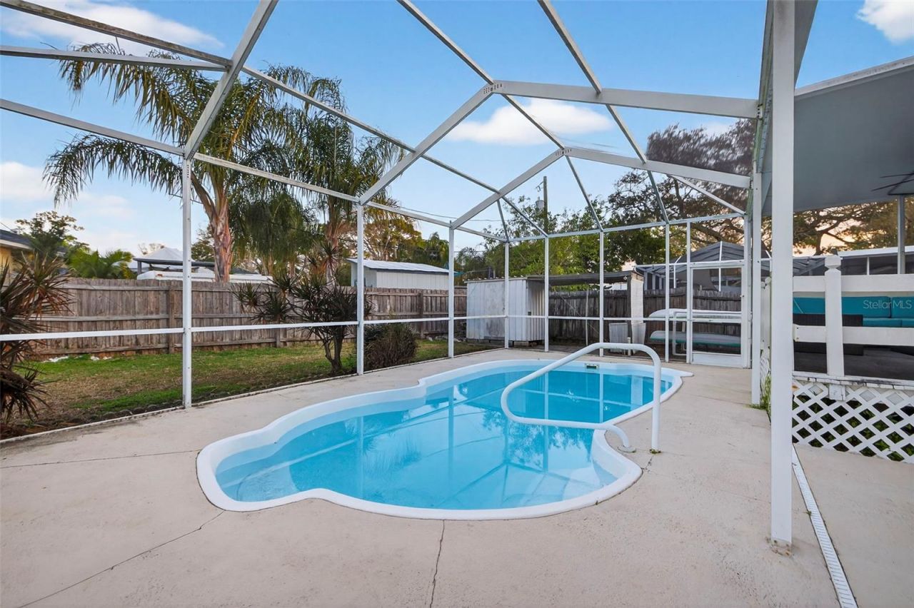 211 89th Avenue N, Saint Petersburg, FL 33702 Photo