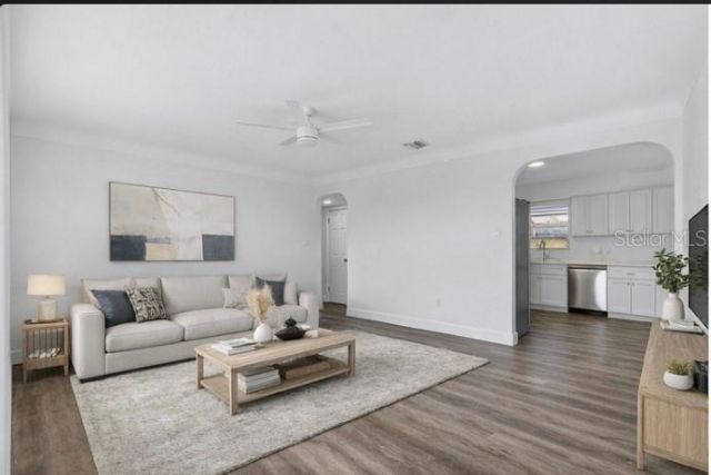 211 89th Avenue N, Saint Petersburg, FL 33702 Photo