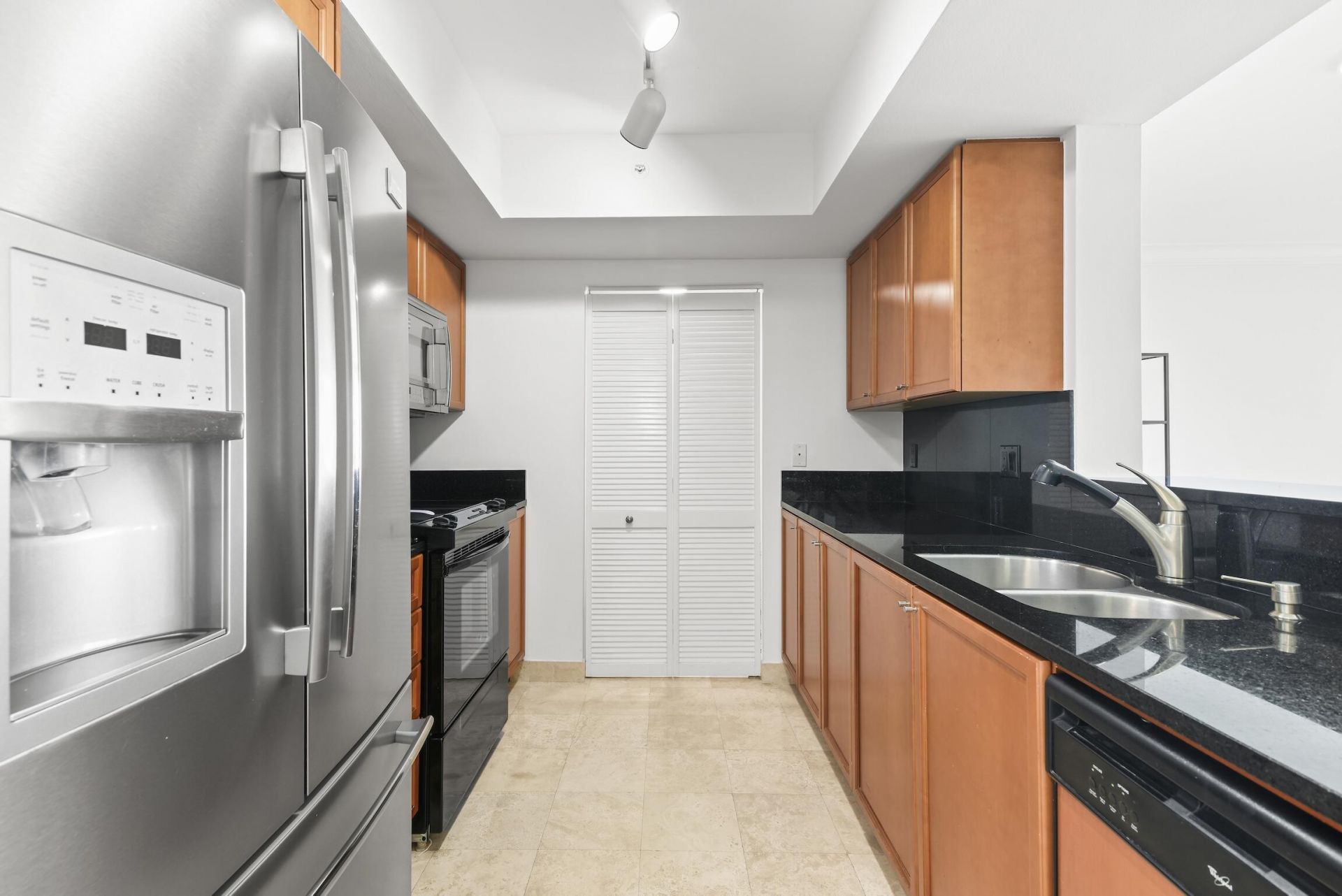 99 SE Mizner Boulevard, Unit 813, Boca Raton, FL 33432 Photo