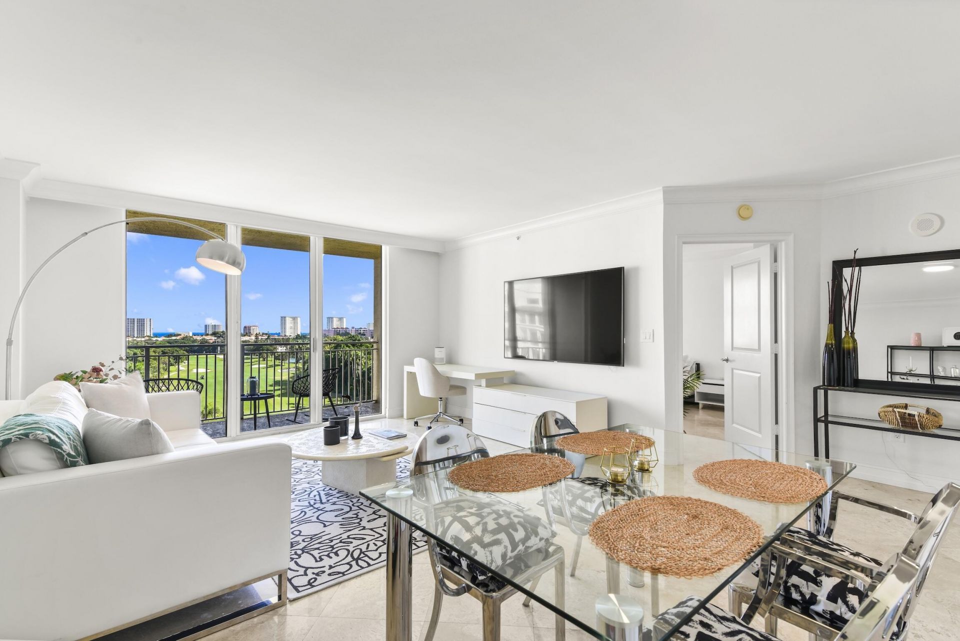 99 SE Mizner Boulevard, Unit 813, Boca Raton, FL 33432 Photo