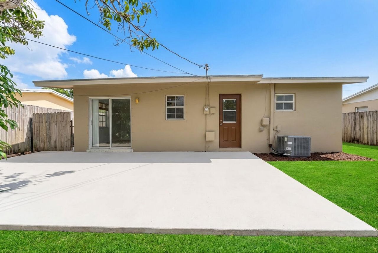 63 Andros Road, Palm Springs, FL 33461 Photo