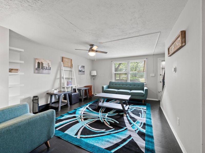 1353 Barnett Road, Columbus, OH 43227 Photo 3