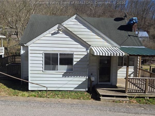 2323 Zabel Drive, Charleston, WV 25387