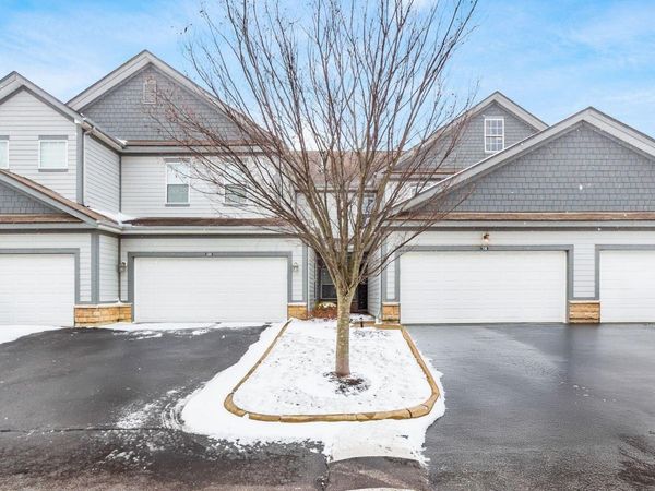 590 Redwood Lane, Lewis Center, OH 43035