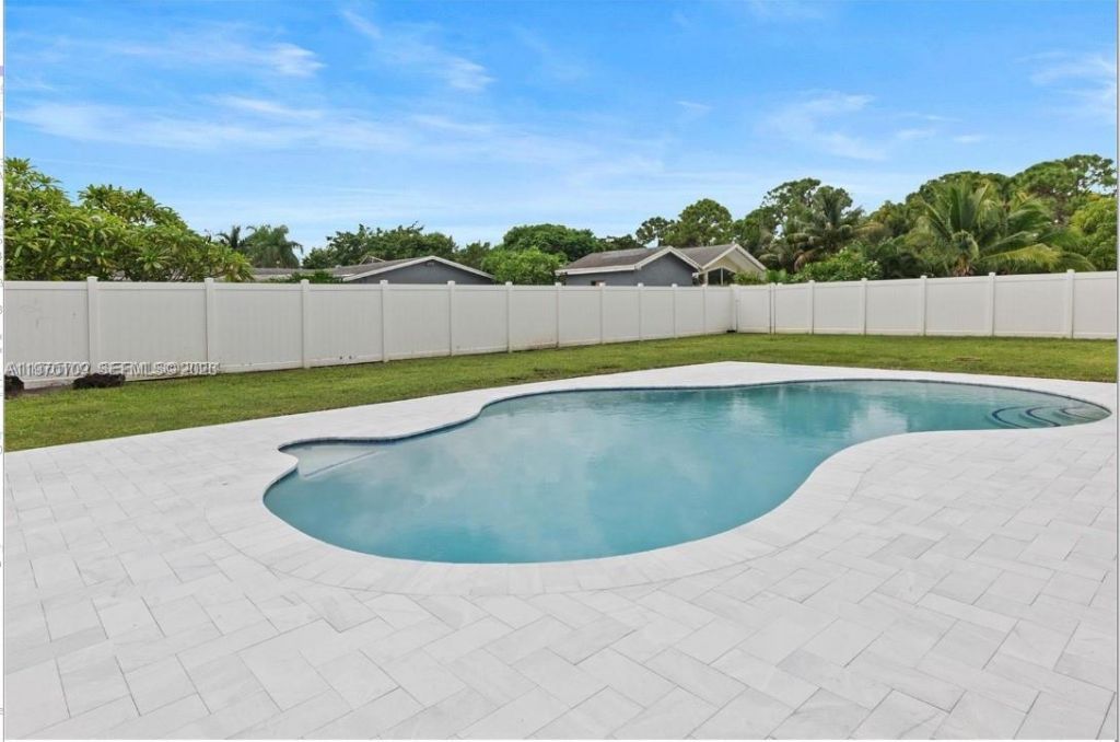 1780 SW 12th St, Boca Raton, FL 33486 Photo