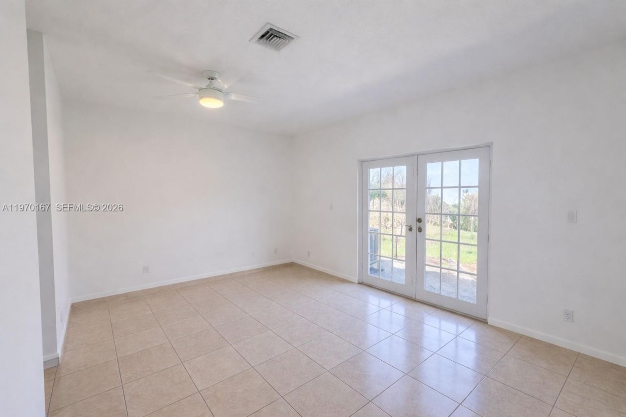 1010 NW 2nd Ave, Unit 1010, Hallandale Beach, FL 33009 Photo