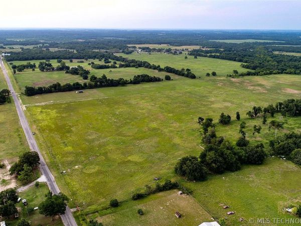 Kings Road , Shawnee, OK 74804