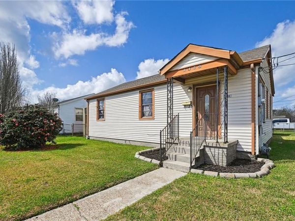 2420 FENELON Street, Chalmette, LA 70043
