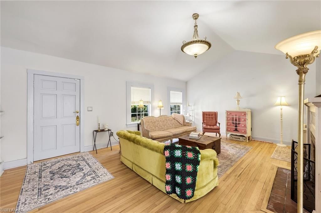 1321 Donna Dr, Fort Myers, FL 33919 Photo