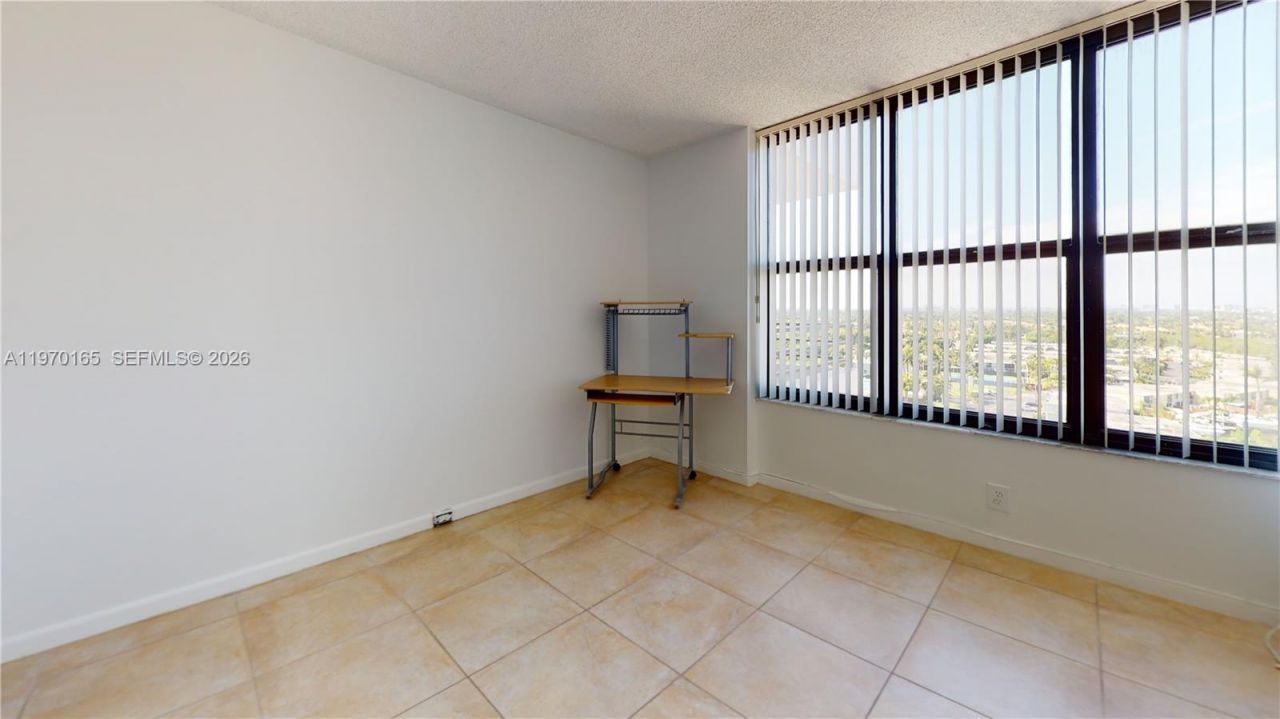2500 Parkview Dr , Unit 1207, Hallandale Beach, FL 33009 Photo