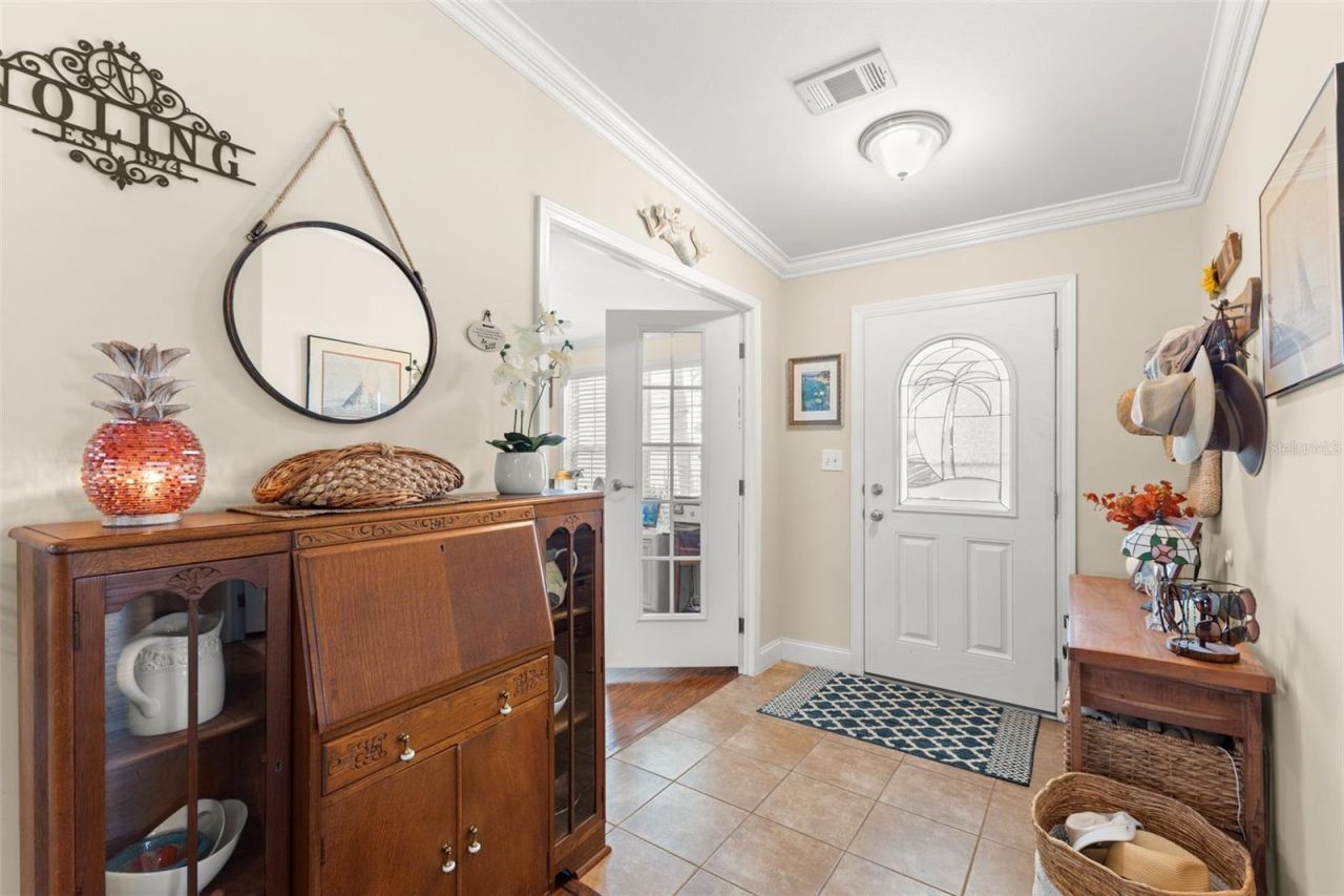 7166 Mount Arlington Drive Ne, Unit 418, Saint Petersburg, FL 33702 Photo