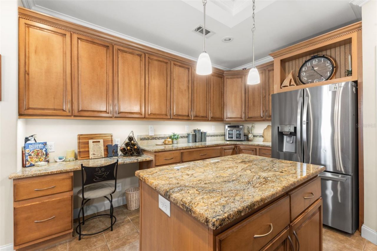 7166 Mount Arlington Drive Ne, Unit 418, Saint Petersburg, FL 33702 Photo