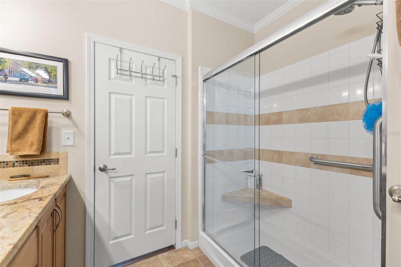 7166 Mount Arlington Drive Ne, Unit 418, Saint Petersburg, FL 33702 Photo