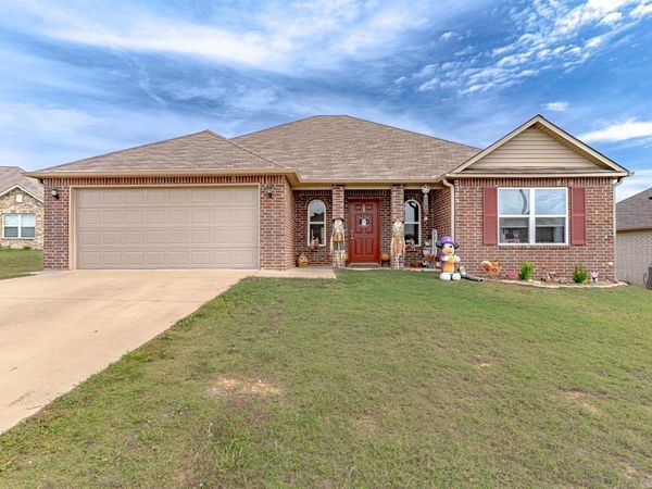 1803 Petes Place, Paragould, AR 72450