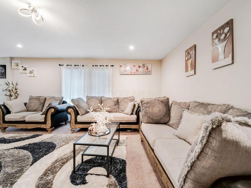 7350 Bromfield Drive, Canal Winchester, OH 43110 Photo 23