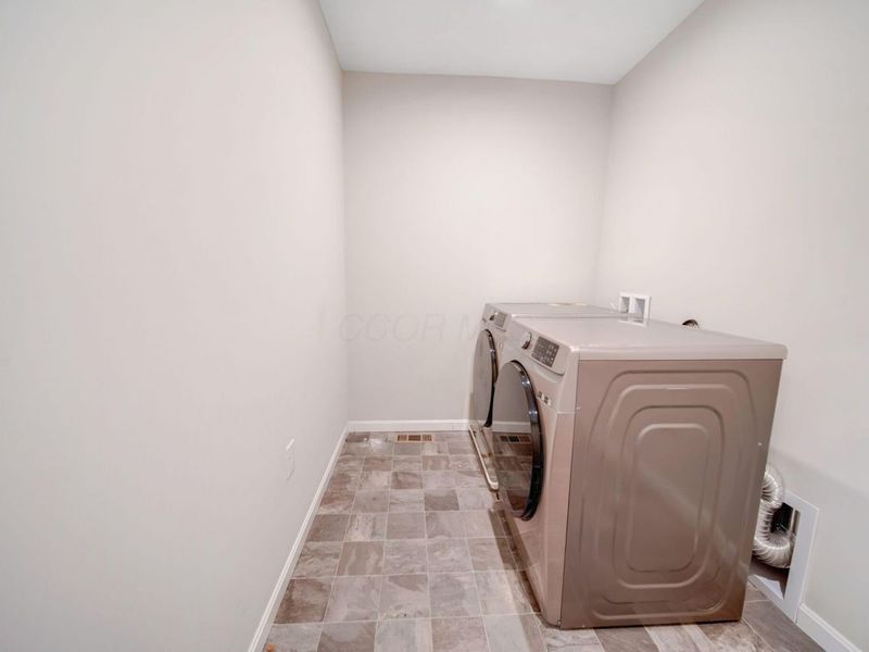 7350 Bromfield Drive, Canal Winchester, OH 43110 Photo 37