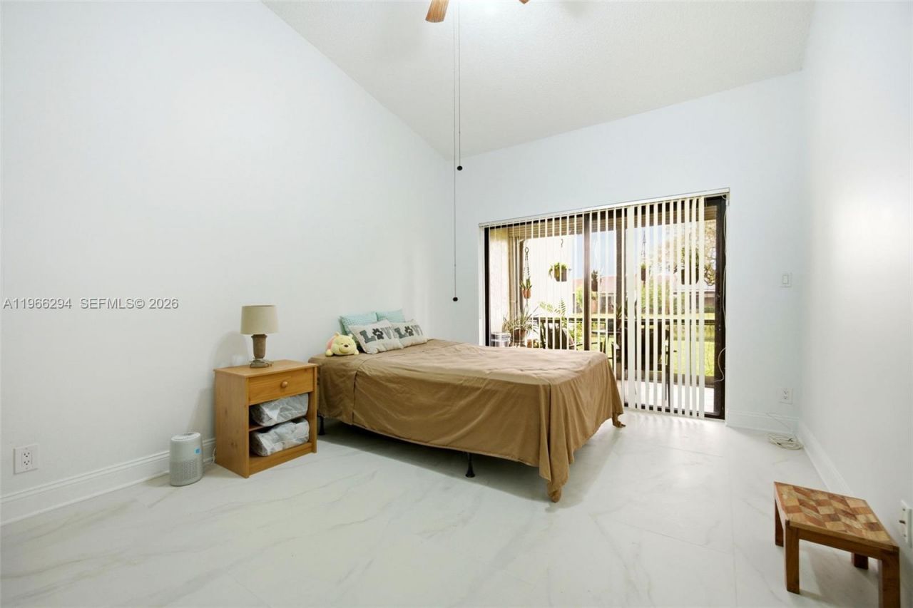 7924 NW 10th St, Plantation, FL 33322 Photo