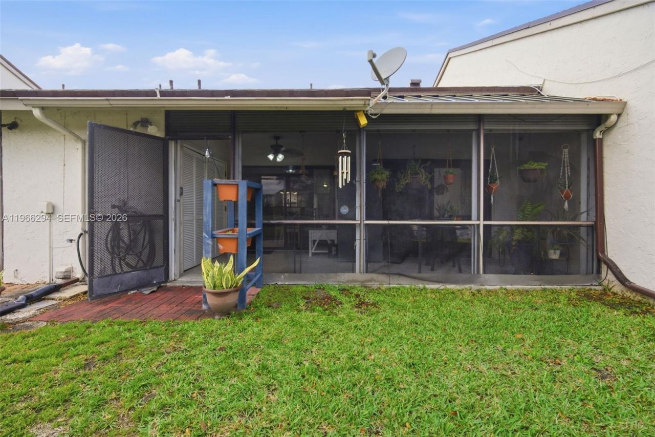 7924 NW 10th St, Plantation, FL 33322 Photo