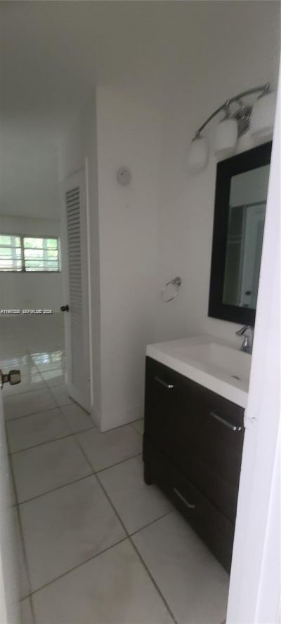 1540 NE 191st St, Unit 207, Miami, FL 33179 Photo