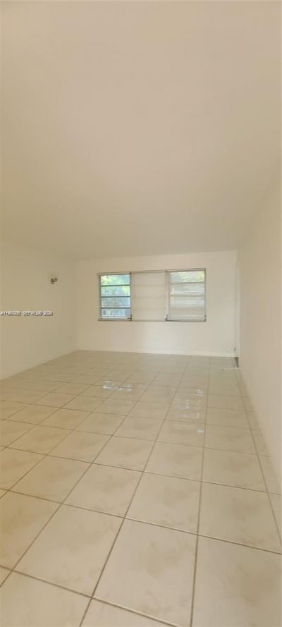 1540 NE 191st St, Unit 207, Miami, FL 33179 Photo