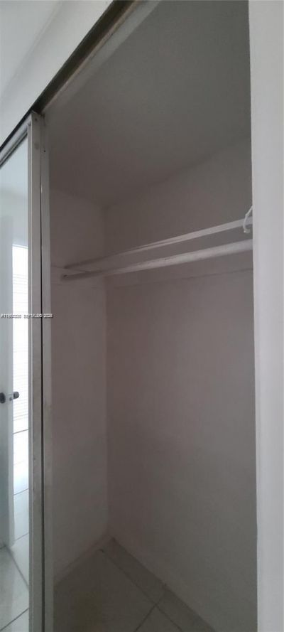 1540 NE 191st St, Unit 207, Miami, FL 33179 Photo