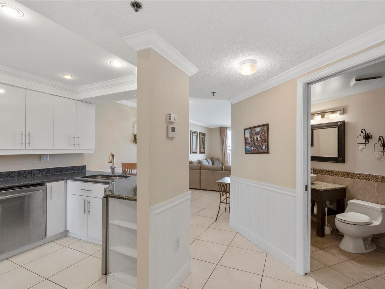 18260 N Bay Road, Unit 304, Sunny Isles Beach, FL 33160 Photo