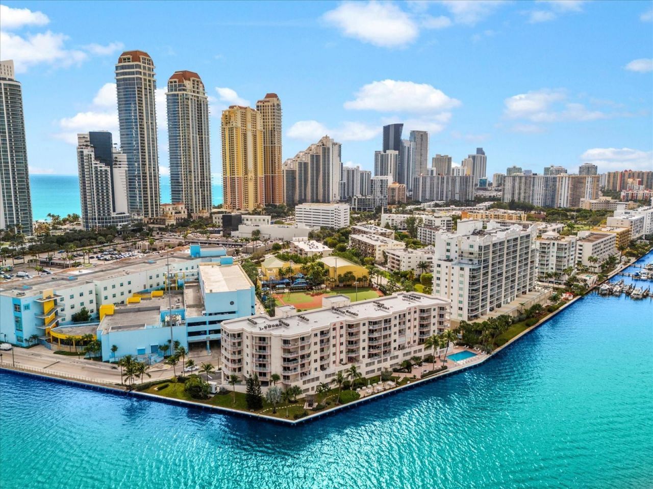 18260 N Bay Road, Unit 304, Sunny Isles Beach, FL 33160 Photo