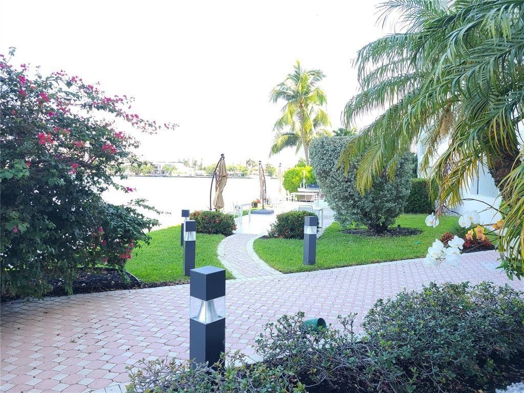 18260 N Bay Road, Unit 304, Sunny Isles Beach, FL 33160 Photo