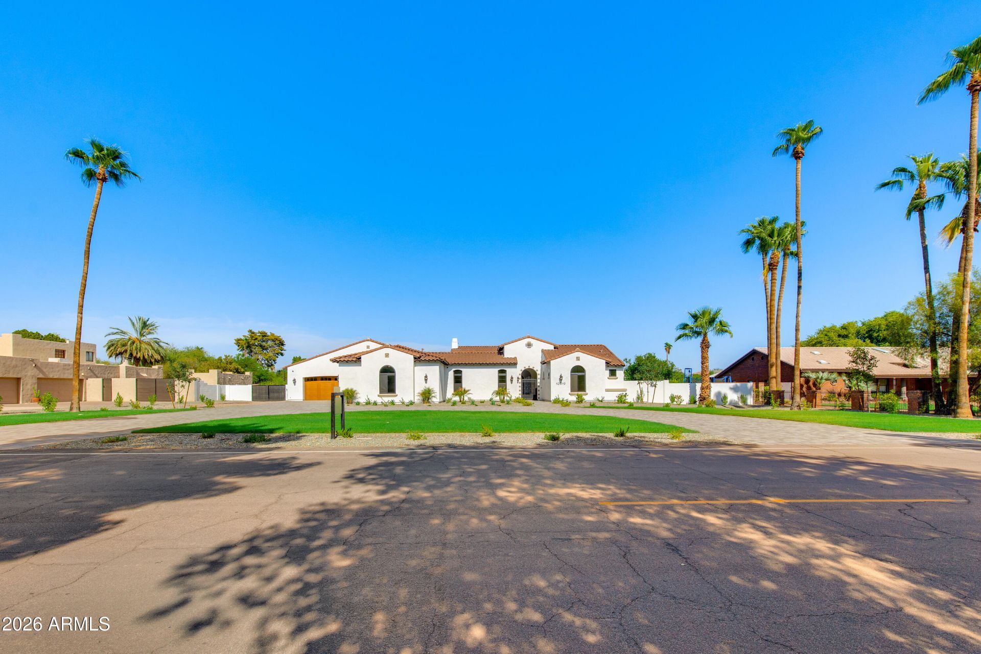 10019 N 56th Street, Paradise Valley, AZ 85253 Main Photo