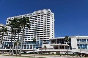 5445 Collins Ave , Unit 721, Miami Beach, FL 33140 Photo