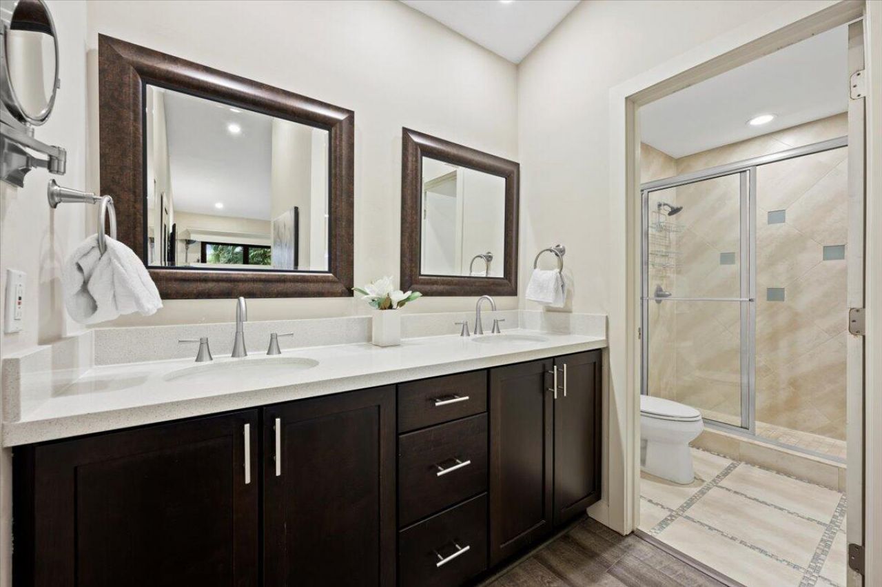 11863 Wimbledon Circle, Unit 542, Wellington, FL 33414 Photo