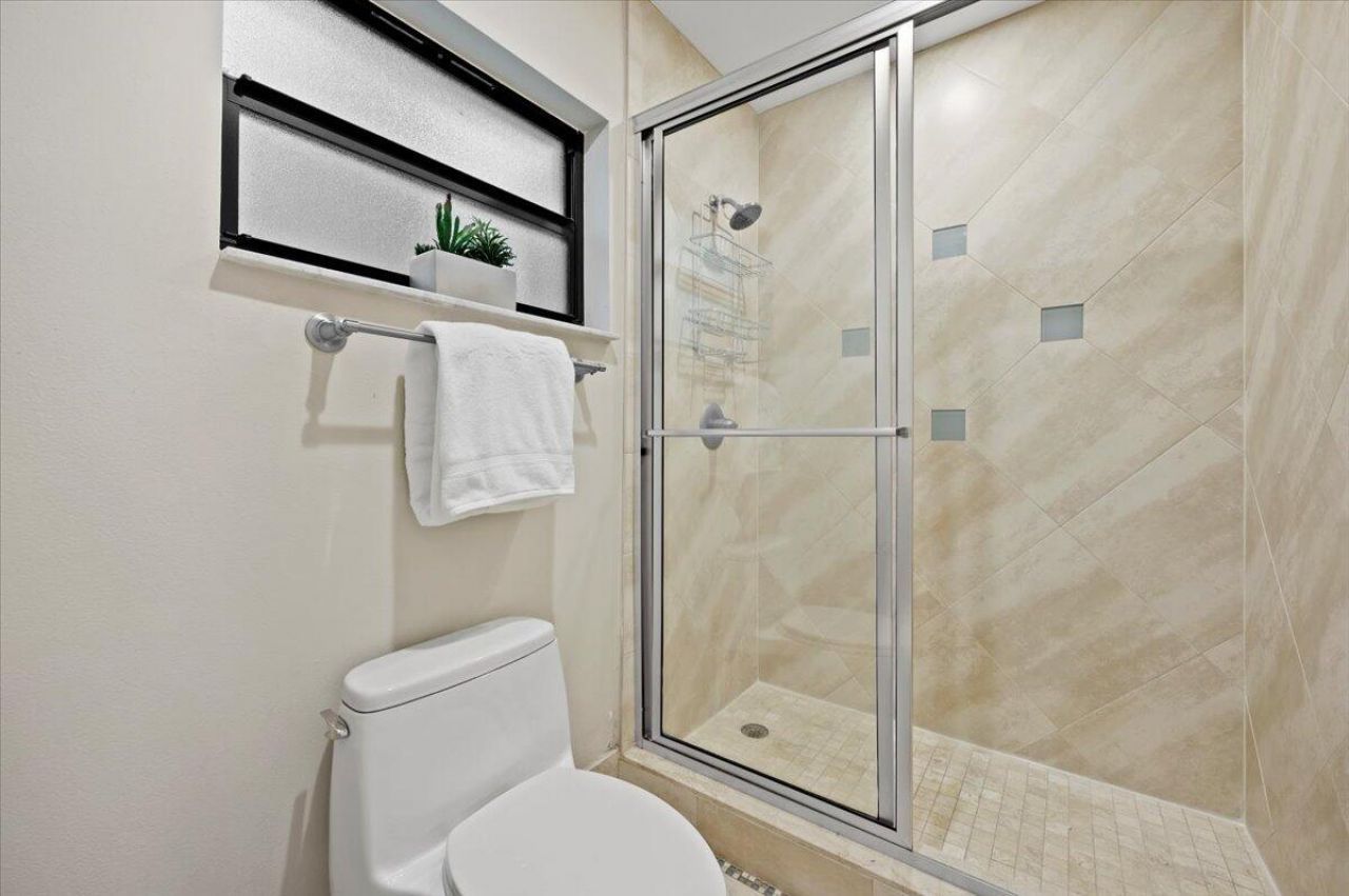 11863 Wimbledon Circle, Unit 542, Wellington, FL 33414 Photo