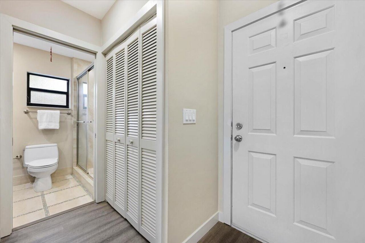 11863 Wimbledon Circle, Unit 542, Wellington, FL 33414 Photo