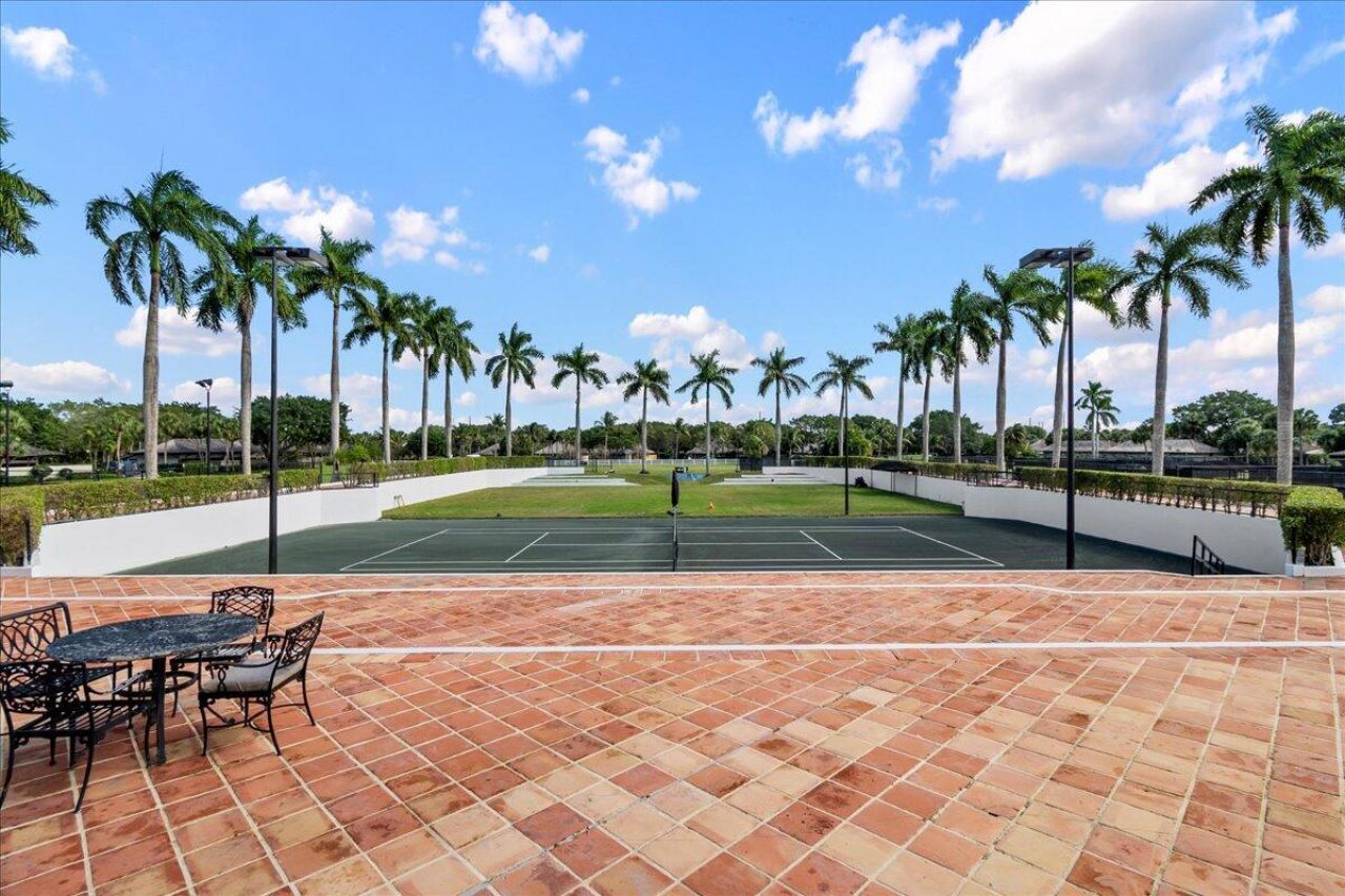 11863 Wimbledon Circle, Unit 542, Wellington, FL 33414 Photo