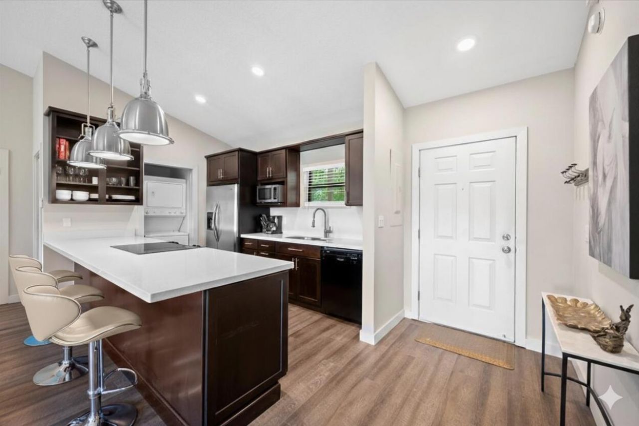 11863 Wimbledon Circle, Unit 542, Wellington, FL 33414 Photo