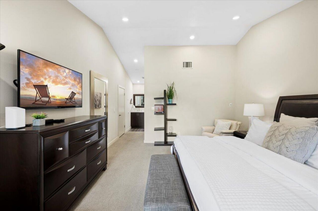 11863 Wimbledon Circle, Unit 542, Wellington, FL 33414 Photo