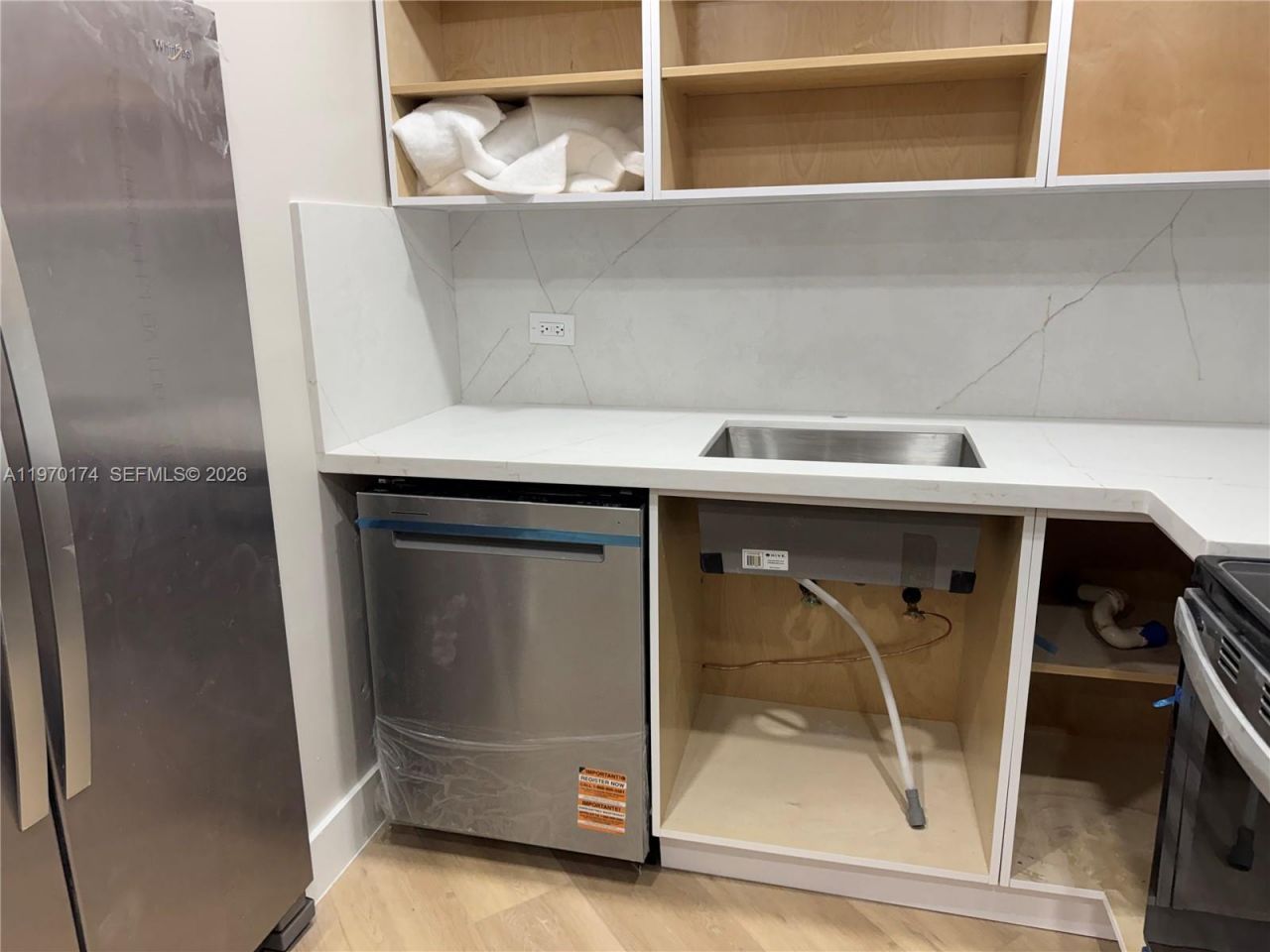 999 Brickell Bay Dr, Unit 2008, Miami, FL 33131 Photo