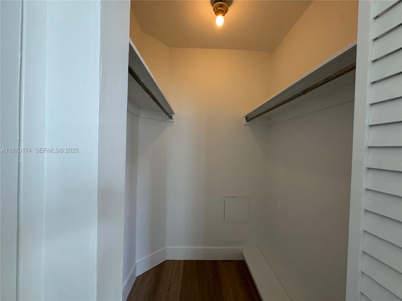 999 Brickell Bay Dr, Unit 2008, Miami, FL 33131 Photo