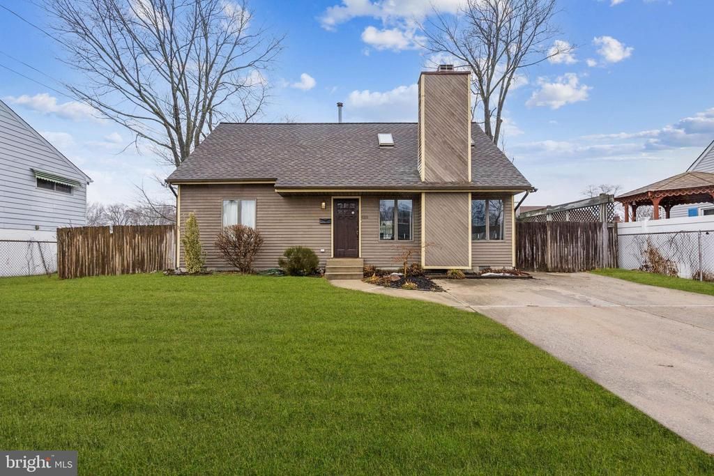 459 6th Avenue, Lindenwold, NJ 08021 Main Photo