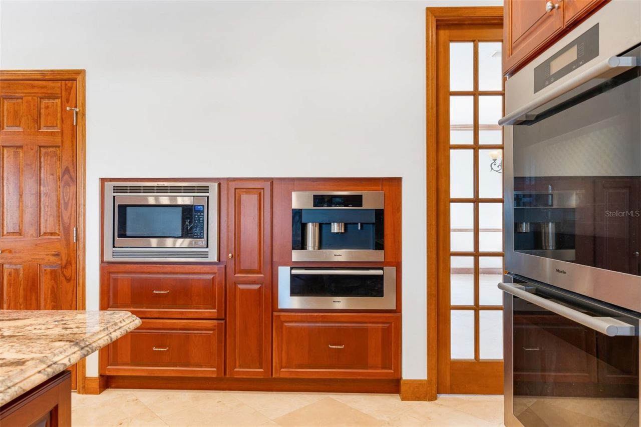 8133 Oakland Place, Orlando, FL 32819 Photo