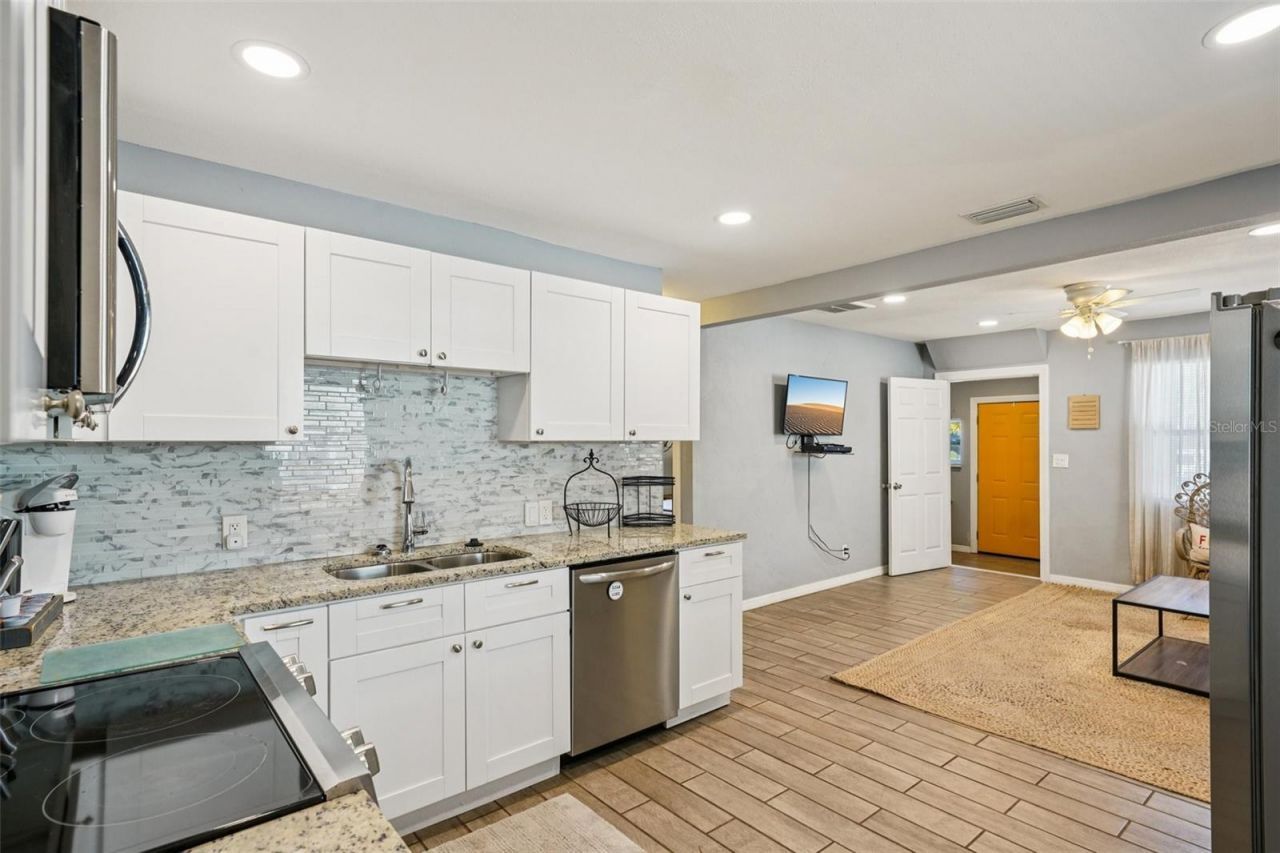 1608 Preston Street S, Saint Petersburg, FL 33712 Photo