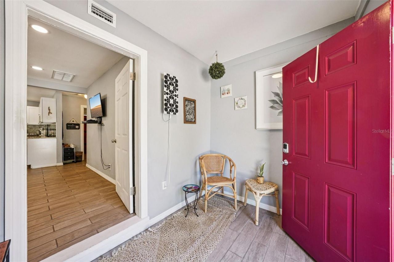 1608 Preston Street S, Saint Petersburg, FL 33712 Photo