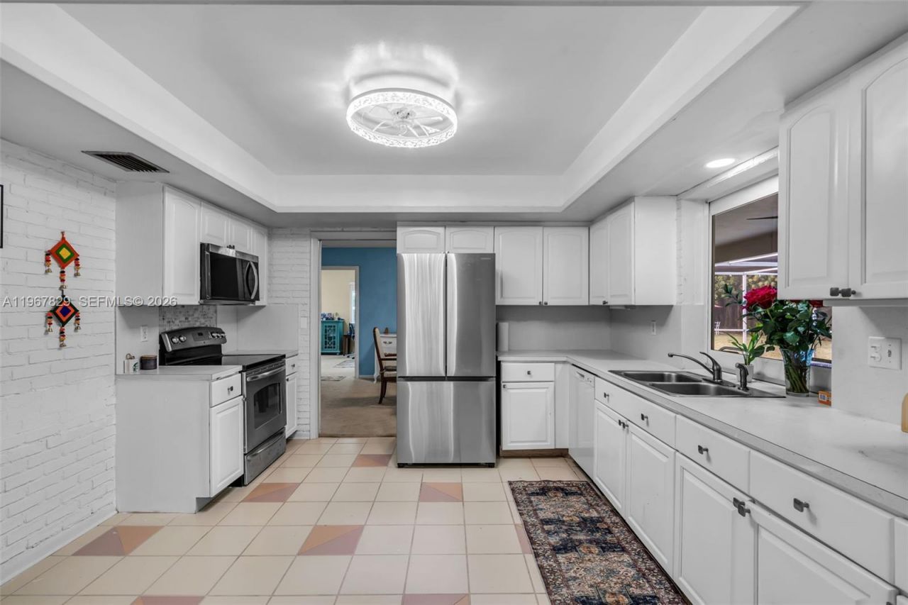 7541 SW 9th St, Plantation, FL 33317 Photo