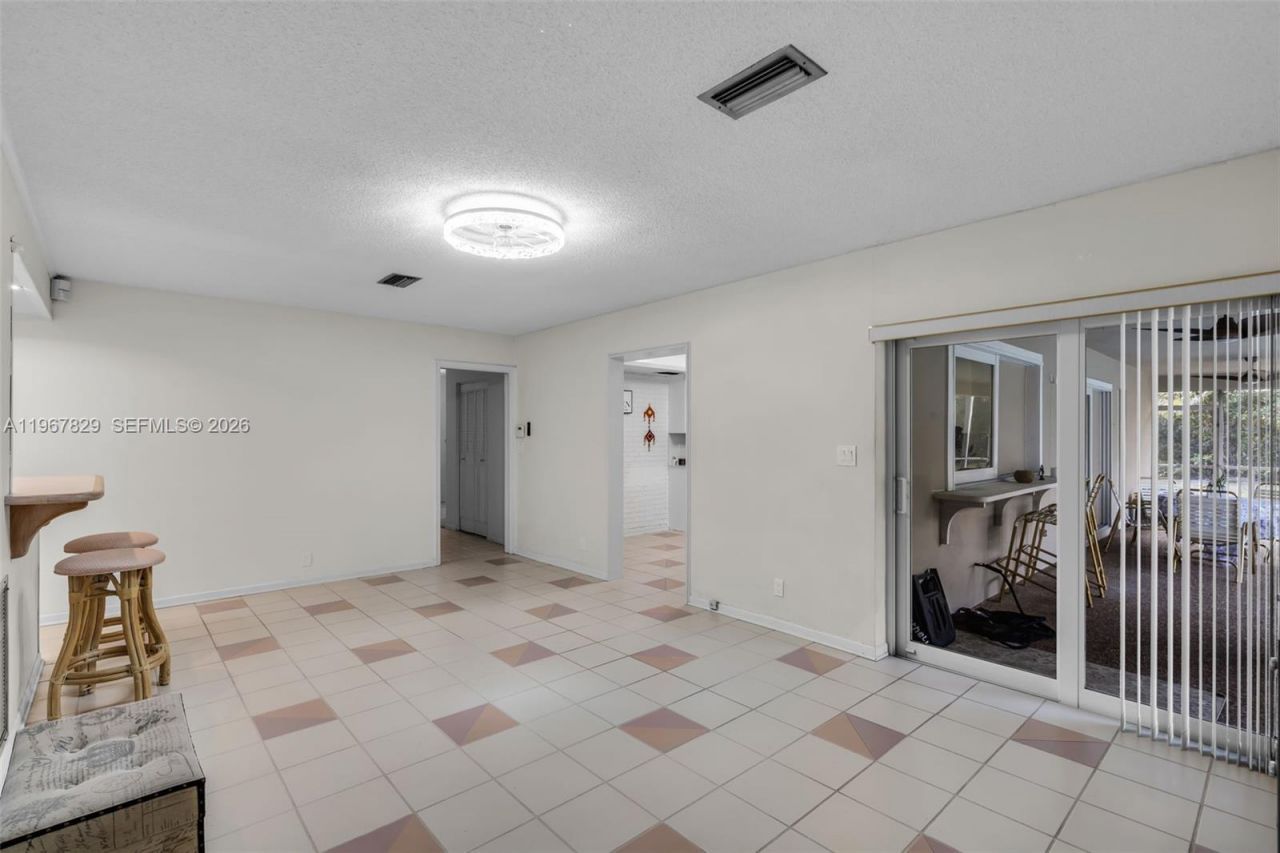 7541 SW 9th St, Plantation, FL 33317 Photo