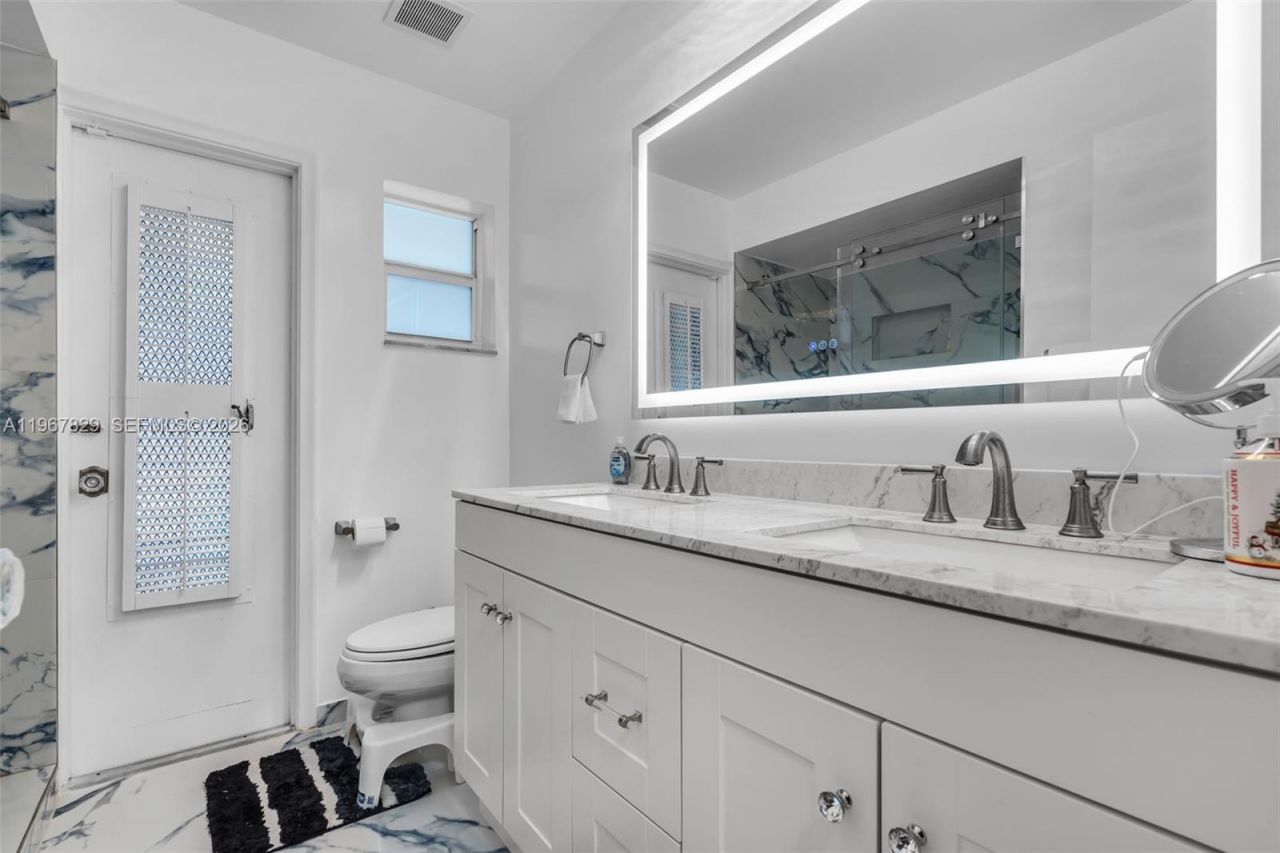 7541 SW 9th St, Plantation, FL 33317 Photo