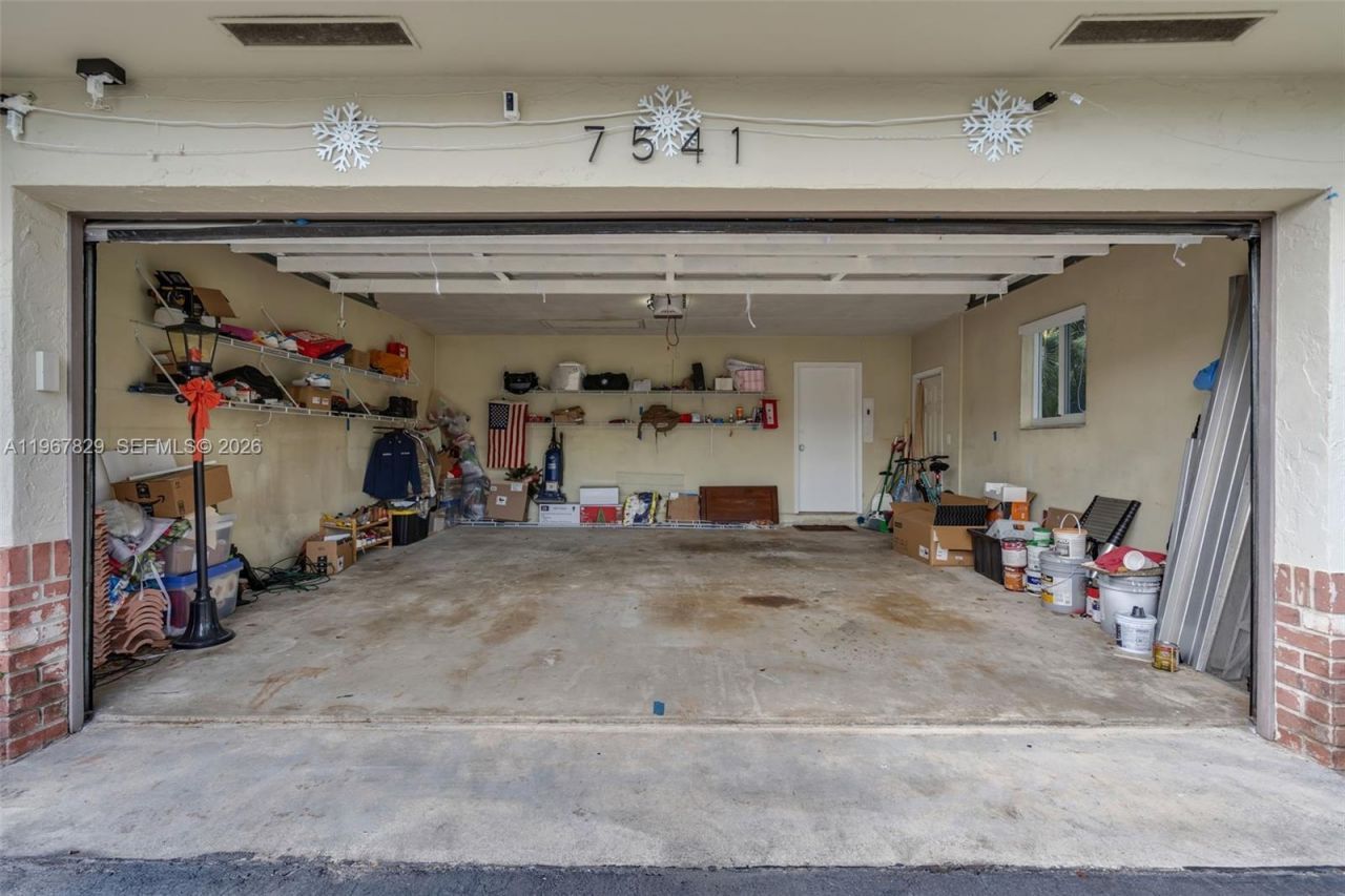 7541 SW 9th St, Plantation, FL 33317 Photo