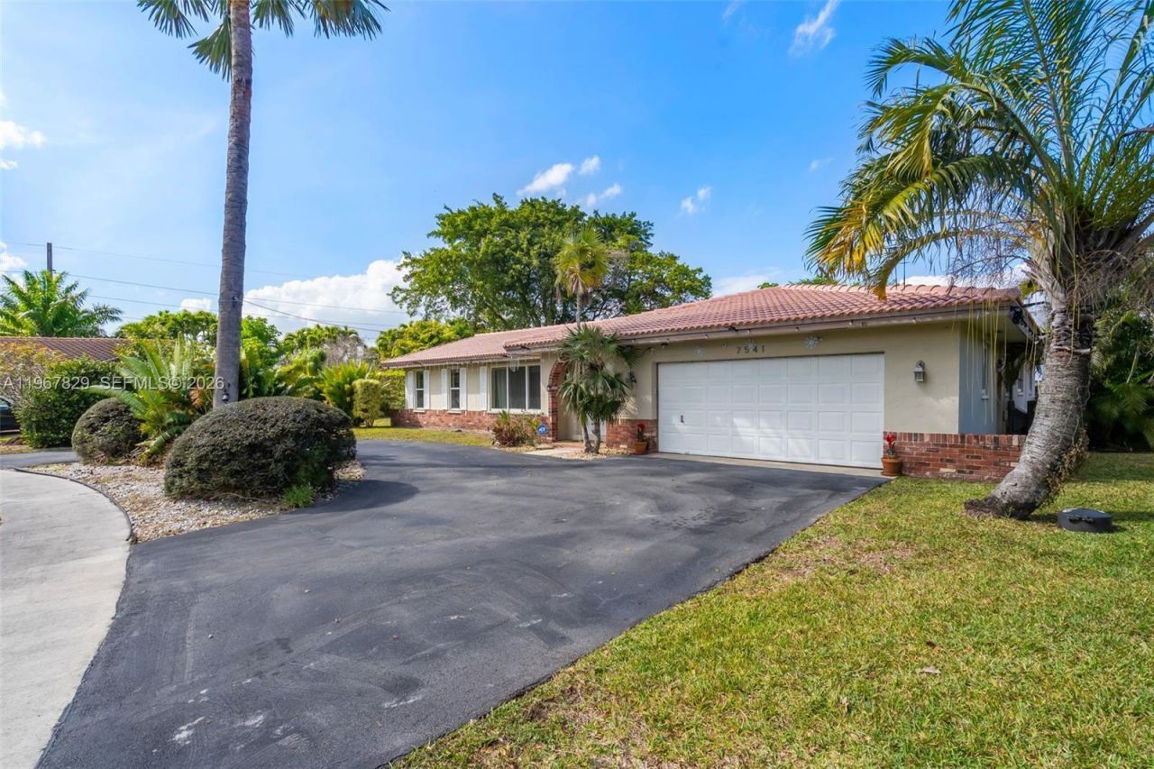 7541 SW 9th St, Plantation, FL 33317 Photo
