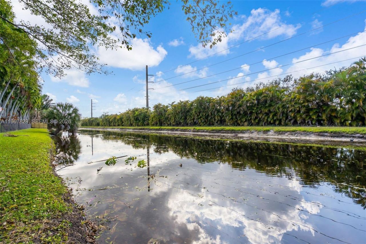 7541 SW 9th St, Plantation, FL 33317 Photo