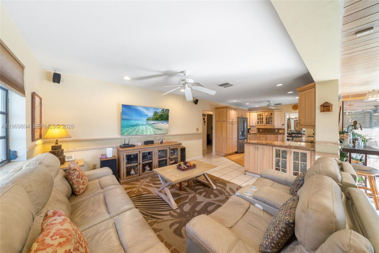 17242 SW 88th Ave, Palmetto Bay, FL 33157 Photo