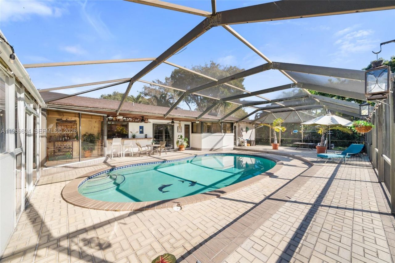 17242 SW 88th Ave, Palmetto Bay, FL 33157 Photo